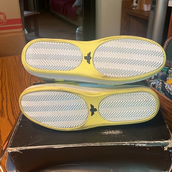 Creative recreation, women’s Cesario incise, 8.5, butter reflective color. - Picture 5 of 15